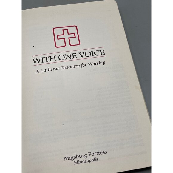 With one voice book Augsburg Fortress paperback copyright 1995 English READ - Picture 3 of 6